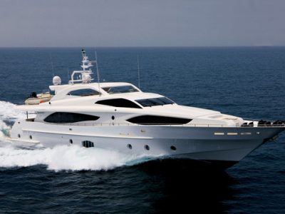 India S Largest Luxury Yachting Company Yacht Sales New Used Charters Management Marina And Pontoons